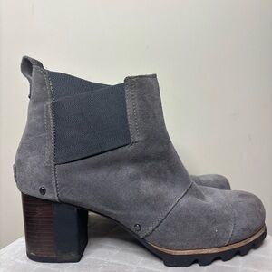 Sorel Addington Chelsea Pull on Ankle Boots Womens Size 9.5 Suede Leather